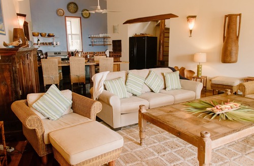 San Pedro Villa | San Pedro 3-bedroom, 3-bathroom Villa Jade, ocean views, concierge onsite