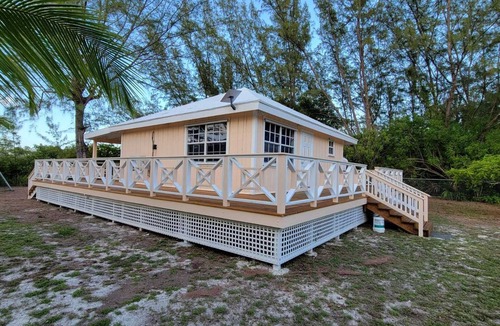 Bahama Palm Shores Cottage | Sanddollar Cottage: Adorable 1-bedroom cottage with AC in charming Abaco