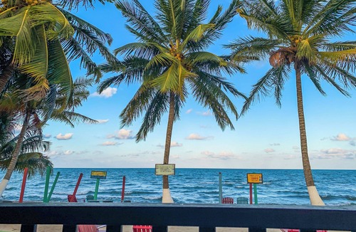 Hopkins Cottage | Sandpiper Beach Cabanas