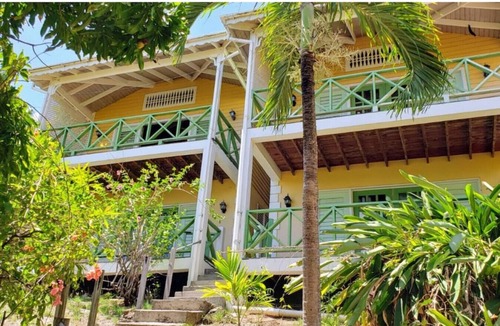 St. Andrew Cottage | Sea Horse Cottage-Garden View