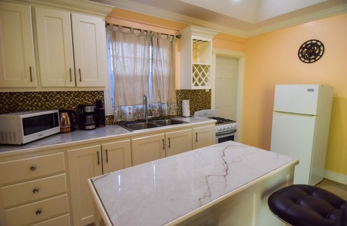 Soufriere Apartment | Sea Piton View Apartment- Couple's Escape