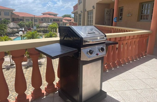Palm Beach House | Sea Turtle Condo 2 Bdr-2 Bth in Palm Beach Area, walking distance to the beach.