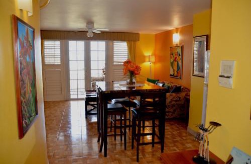 St.Bran's Burg Apartment | Seacastles by the beach/pool