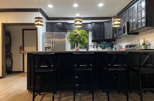 Marsh Harbour Apartment | Secluded Contemporary 2BR 2BA Suite