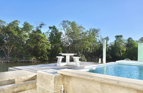 Belize City Apartment | See Belize SUNRISE 2-bed Studio, 1st Floor with Infinity Pool & Overwater Deck