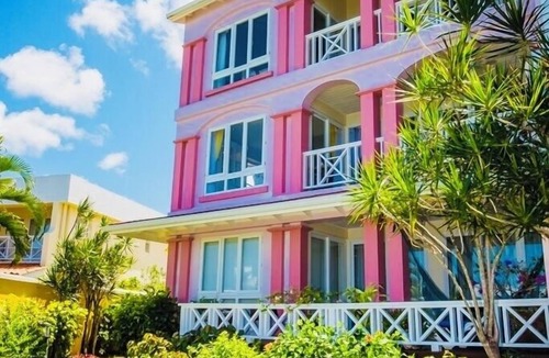 Rodney Bay House | September savings! Luxury villa on the water. Pool & dock. 14 The Harbour.