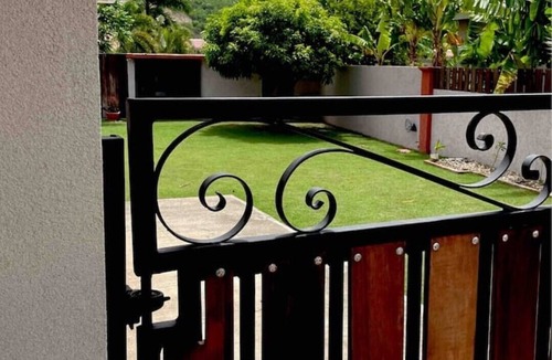Kingston House | Serene Vistas, Caymanas Country Club
