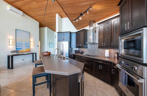 Governor's Harbour Villa | Sky Beach Club Vine House - Contemporary Beach Villa, Pool