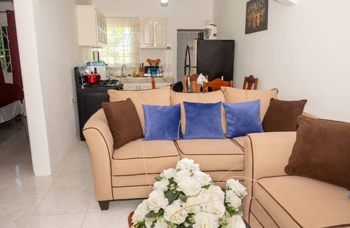 Black River Bed & Breakfast | Soothing 2-bedroom bed & breakfast in charming Black River