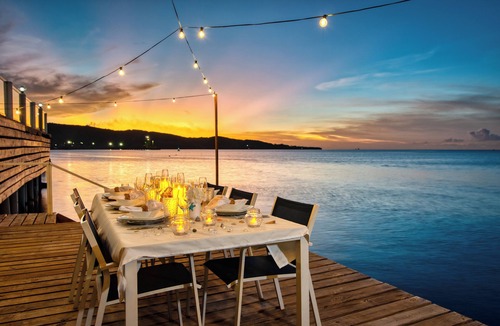 Discovery Bay Villa | Spacious 5-bedroom villa w/Private Beach Access 1 minute away in, St. Ann