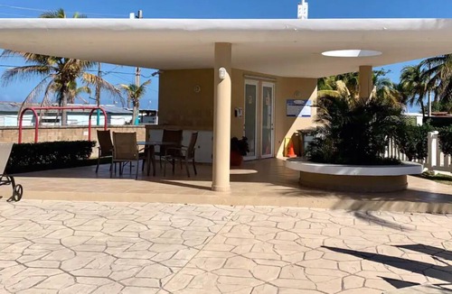 Cabezas Apartment | Spacious Apt w/Beach, Pools, Wifi & 3BR/2BT