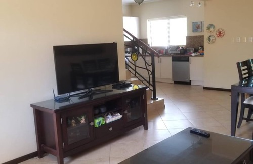 Gold Coast House | Spacious Gold Coast Townhouse in lush community close to beaches