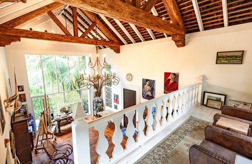 Dunmore Town Apartment | SPACIOUS STUDIO NEAR THE BEACH