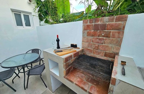 Los Melones Ski Chalet | Spectacular 4-Bedroom Villa in Bayahibe for Groups & Families