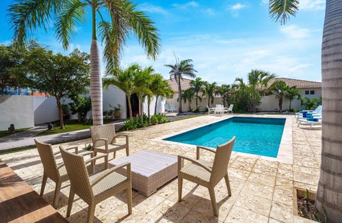 Bubali Villa | Spectacular designer villa 5 star Luxury 6 Bedroom New