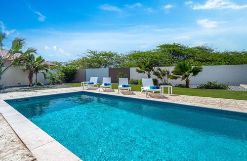 Bubali Villa | Spectacular designer villa 5 star Luxury 6 Bedroom New