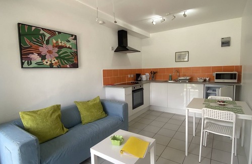 Marigot Bay Apartment | Star Lilly cottage with great views.