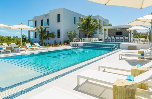 Long Bay Condo | Stay in #1 LifeStyle Resort in TCI w/Free Breakfast now 'til end June