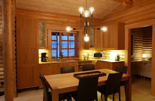 Fludir Cottage | Stekkar - Cozy Log Cabin on the Golden Circle, Warm and Welcoming Spa Facilities