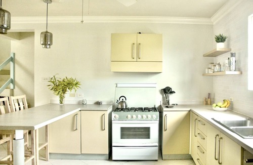 Enterprise House | Steps away from surf spot and beautiful beach!