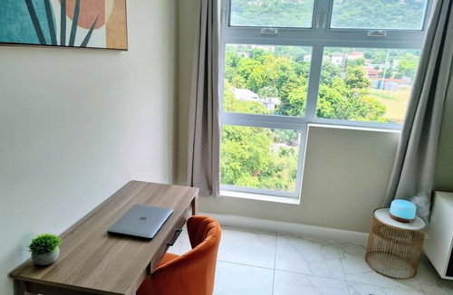 New Kingston Apartment | Studio w/24/7 Security & Stadium Views|Gym|Tennis @ The Lofts