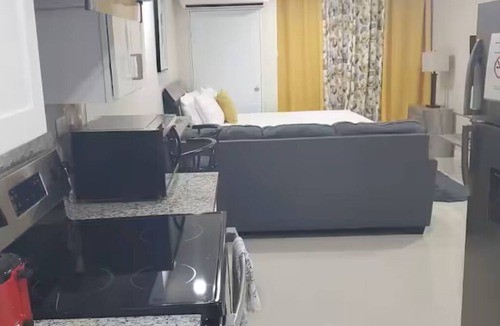 Portmore Apartment | Studio with private deck