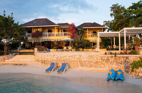 Discovery Bay Villa | SUGAR BAY ON THE BEACH JAMAICA - Luxury 5 Bedroom Beachfront Villa