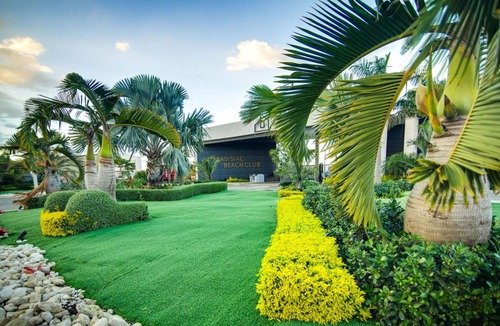 Summerfield House | Sun-Soaked Paradisiac Escape|3BR, Private Beach, Pool