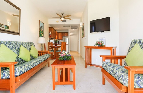 San Pedro Hotel | Sunbreeze Suites