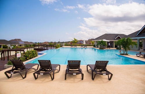 St. Ann's Bay Villa | Sunshine Paradise Villa