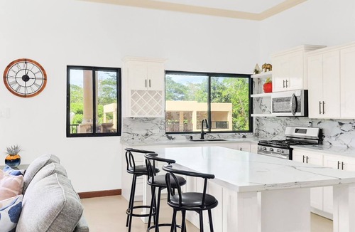St. Ann's Bay Villa | Sweet palm villa - 3 Bedroom Penthouse Suite with Private beach, Pool, Chef