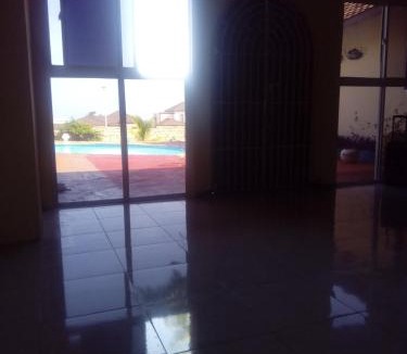 Runaway Bay Villa | Tambell Haven Guest Villa