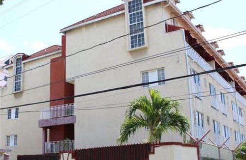 Eden Gardens Apartment | The Artist Place Kensington 2BR New Kingston