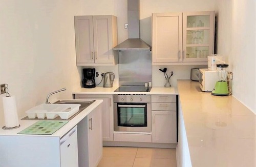 Marigot Bay Apartment | The Clarance Studio , cosy and luxurious studio near pool, stunning sea views