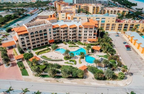 Palm Beach Apartment | The Elegance of Oasis -3BR Apartment Beach Front