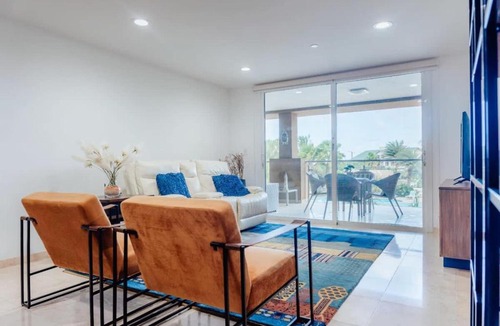 Palm Beach Apartment | The Elegance of Oasis -3BR Apartment Beach Front