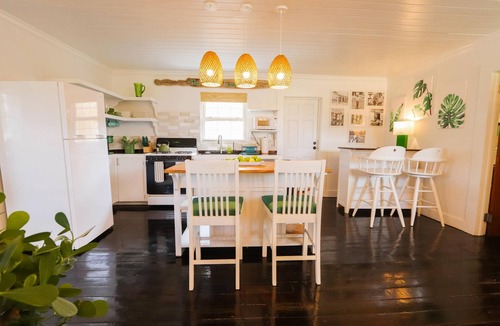 Dunmore Town Apartment | The Greenhouse-Enjoy the greenery, climate & garden atmosphere.