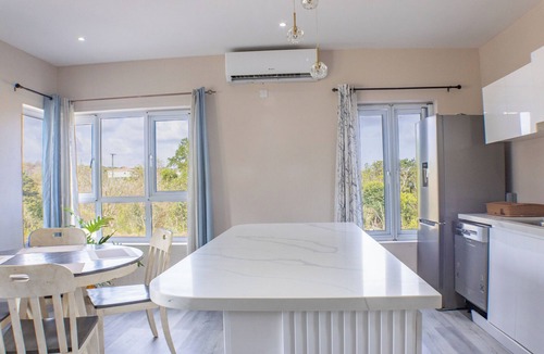 La Fargue Apartment | The island Experience 2 bedroom apartment