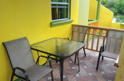 The Lime Apartment | The Island Pad - Sleeps 4 Comfortably