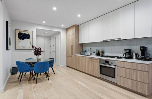 Downtown Bed & Breakfast | The Pearl Coast' Amazing Rooftop Amenities Pool, Gym And Sauna Quiet Retreat