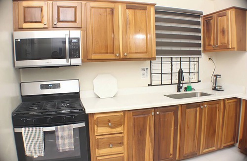 Falmouth Apartment | The Vista Inn Suite #6