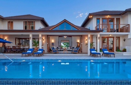 Salt Gut Villa | Timbuktu by the Sea Villa- Private Pool. Beachfront & Modern Elegance