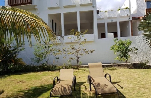 Arawak Hill Villa | Top floor sea view studio fantastic viewnn