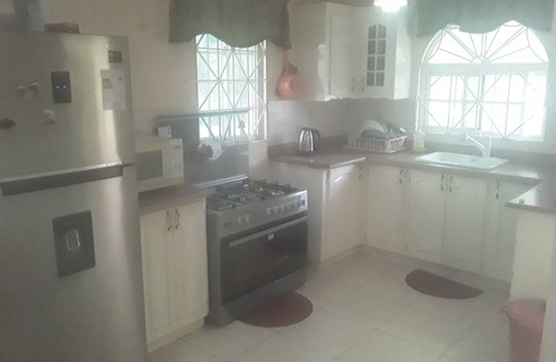 Beverly Hills House | Town House in Mona, Kingston