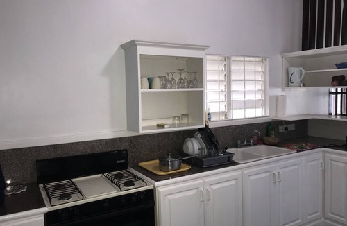 St. Patrick House | Tradewinds- quiet home overlooking the ocean