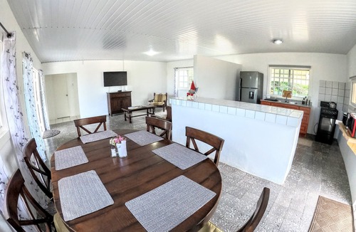 Oranjestad House | Traditional Aruban Home close to Surfside Beach