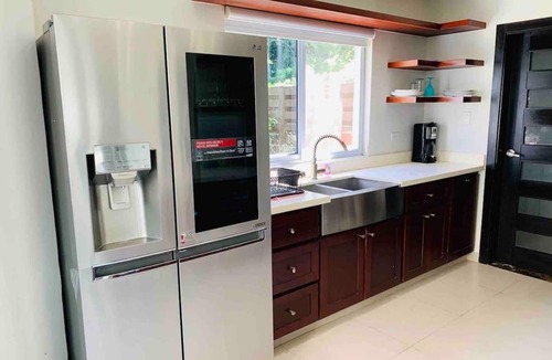Albion House | Tranquil 007 Getaway, With Chef, 20 mins to A/port