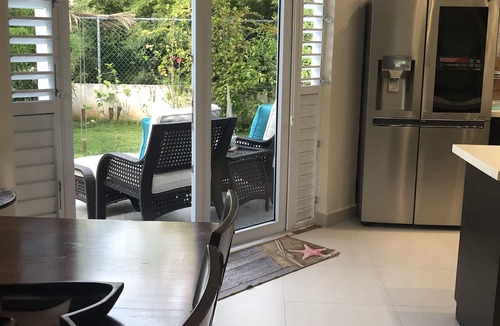 Albion House | Tranquil 007 Getaway, With Chef, 20 mins to A/port