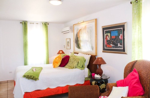 Sabana Liber Villa | Tranquil 3 bedroom villa minutes from beaches ,restaurants , shopping and golf.