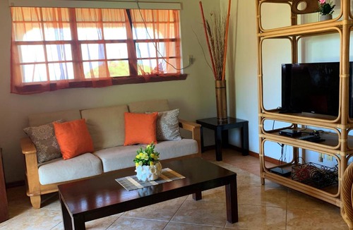 Valley Church Apartment | Tropical Apartment 1B
